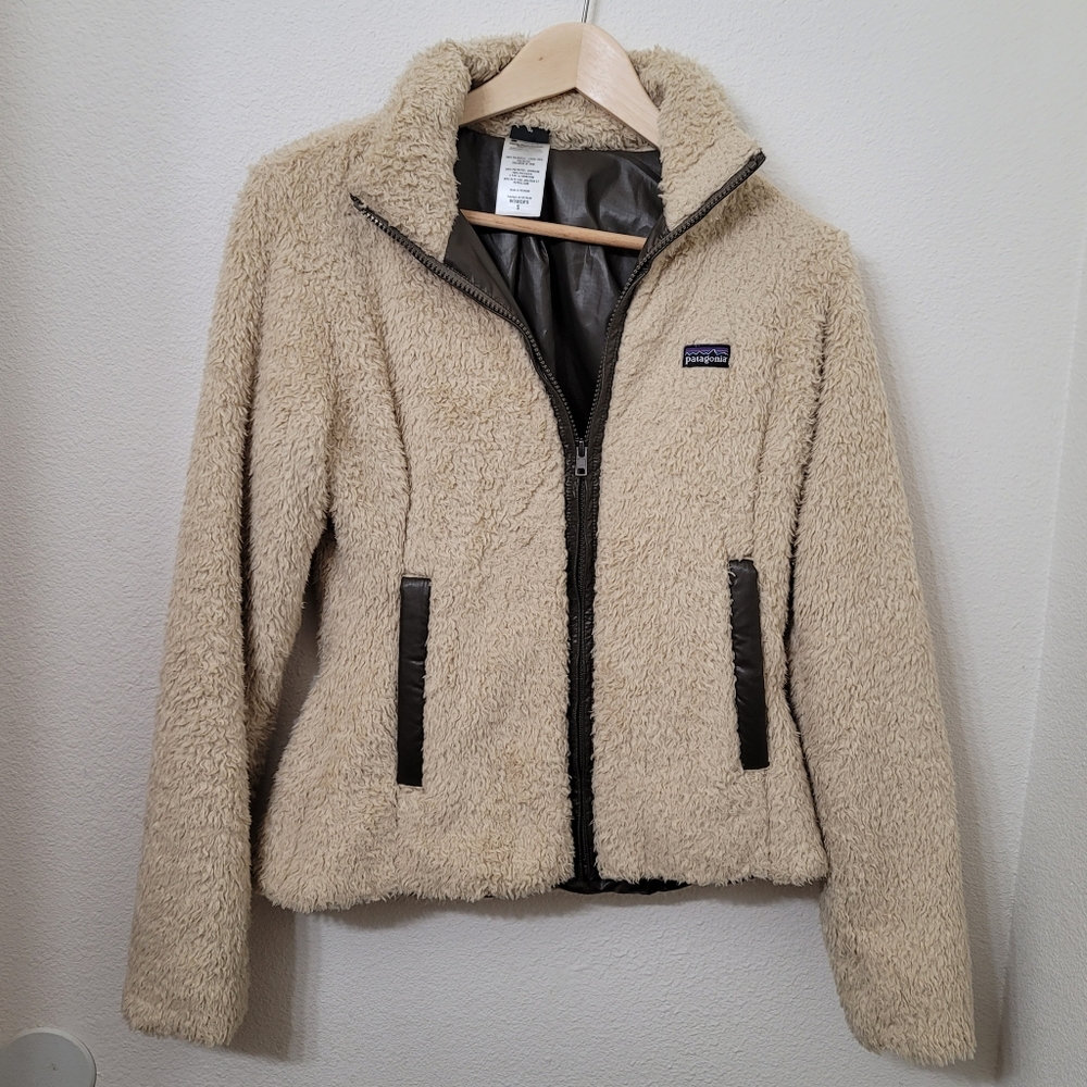 Patagonia Teddy Jacket in Tan Fleece Stand Collar Zip Front Size Small Sz S
